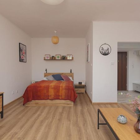 Apartments City Center Warsaw By Noclegi Renters Buitenkant foto