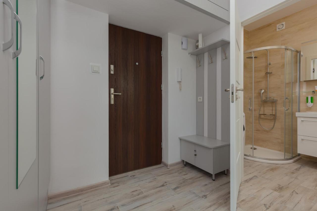 Apartments City Center Warsaw By Noclegi Renters Buitenkant foto